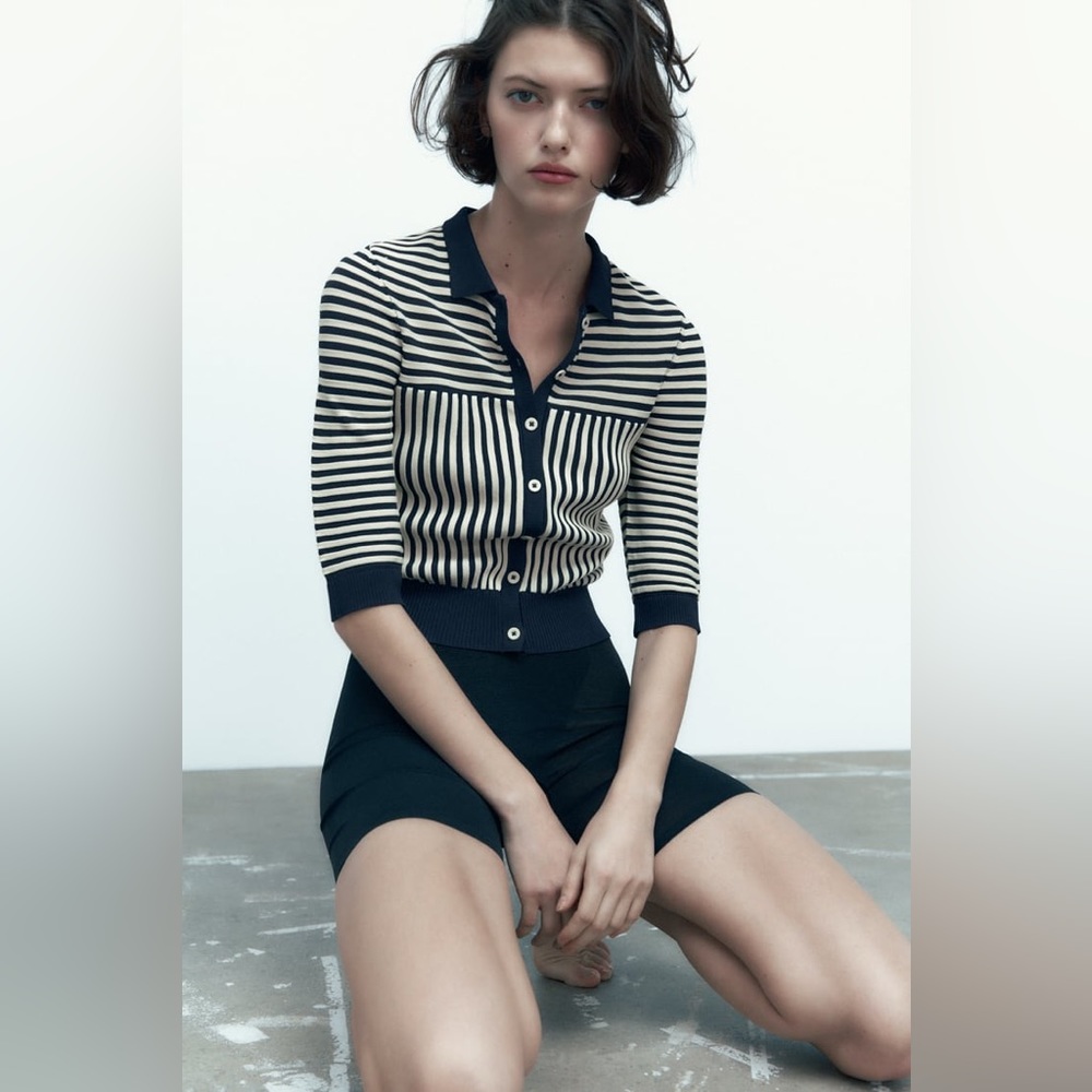 🤍 ZARA Navy Blue Striped Knit Polo Shirt